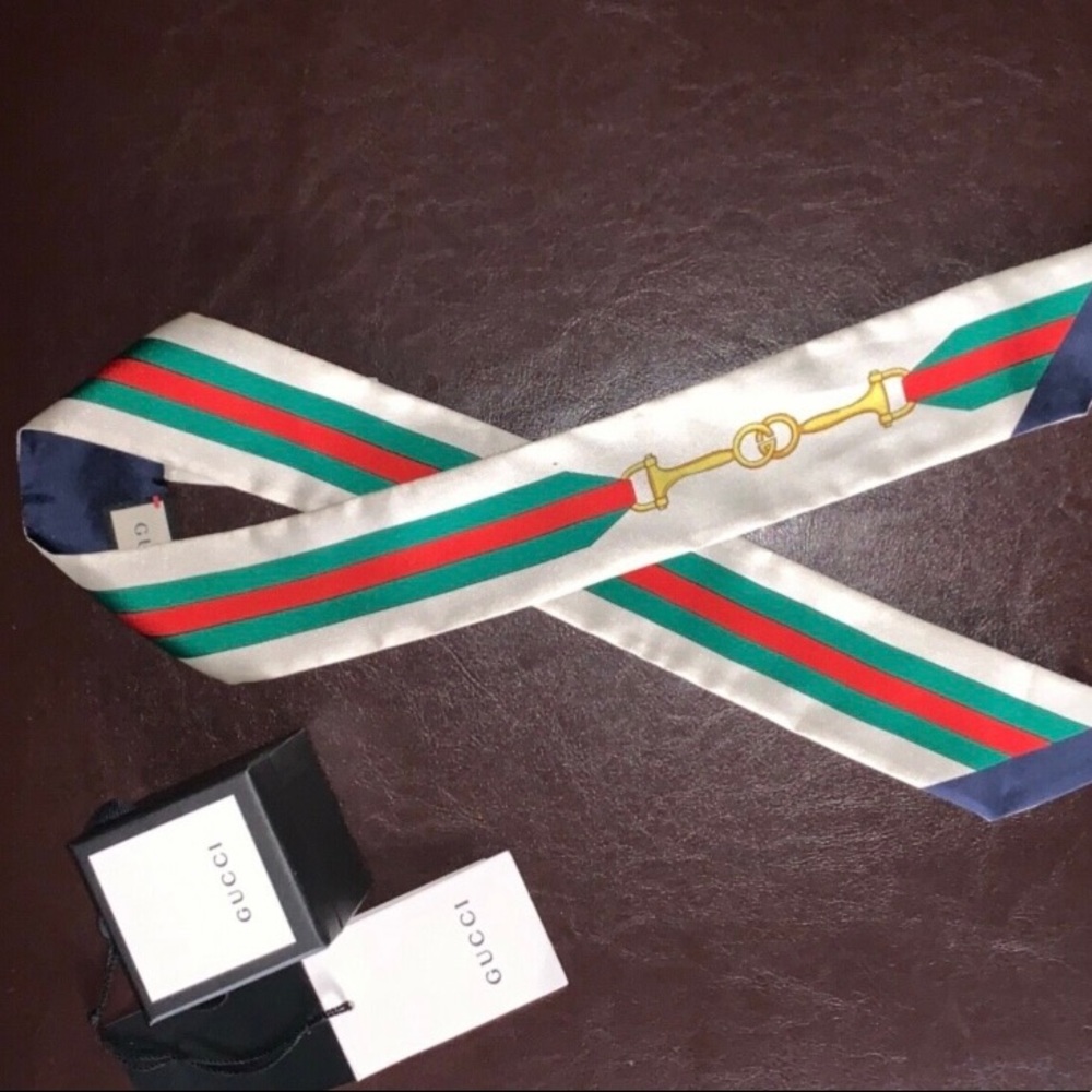 Authentic Gucci neck bow / edge scarf